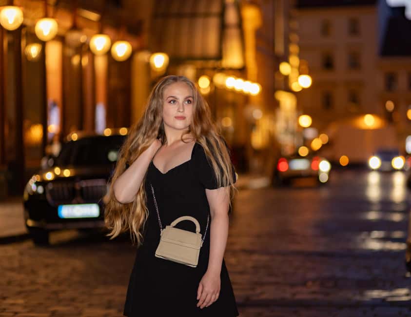 Prague: Photoshoot after Sunset - Prague Turns Into a Light Show in 30 to 45 Minutes