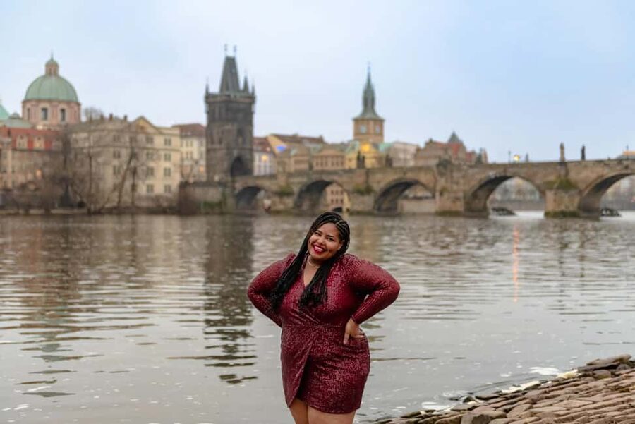 Prague: Photoshoot with a French- and/or English-speaking photographer - How the 30 to 60 minute session really works
