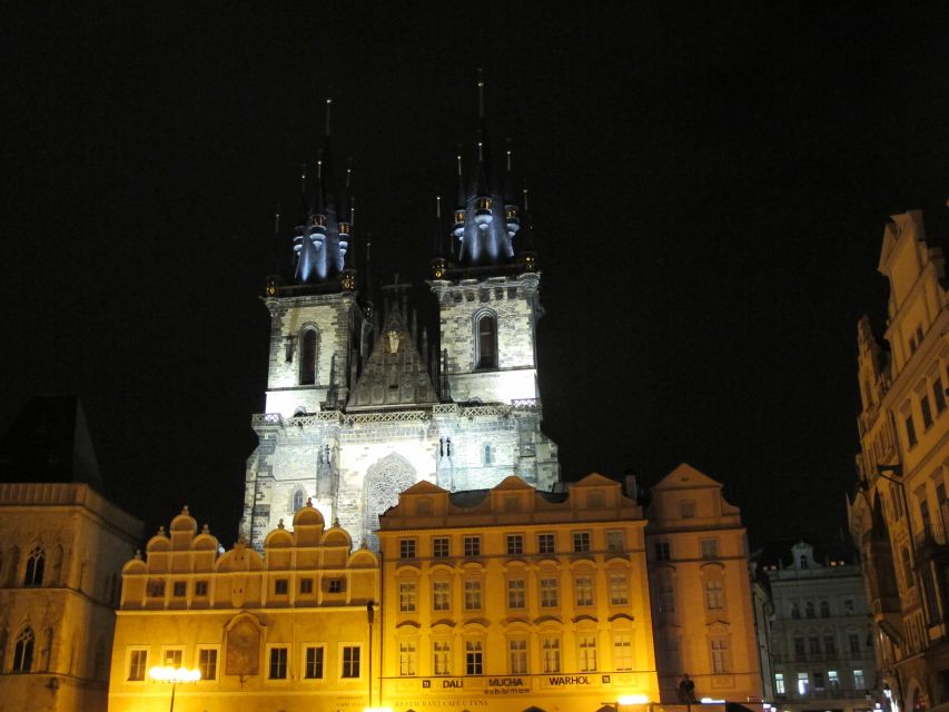 Prague: Plague Doctor Old Town History Walking Tour - 90 minutes in Old Town: pace, meeting point, and what to expect