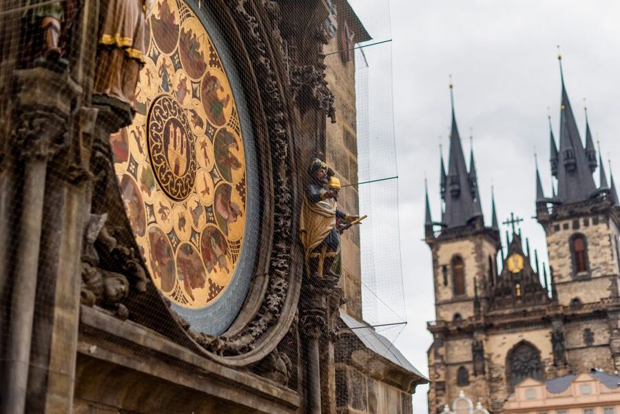 Prague: Prague Castle, Jewish Quarter, Clock Tower Admission - A Two-Day Ticket That Ties Together Castle, Synagogues, and the Clock