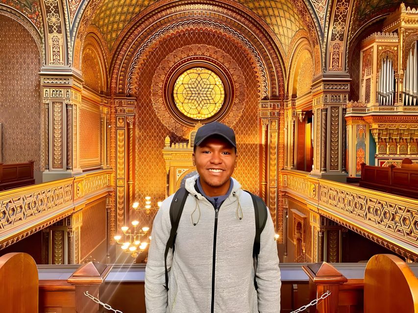 Prague: Prague Synagogues & the Jewish Cemetery Guided Tour - Maisel Synagogue: a strong start for learning the basics
