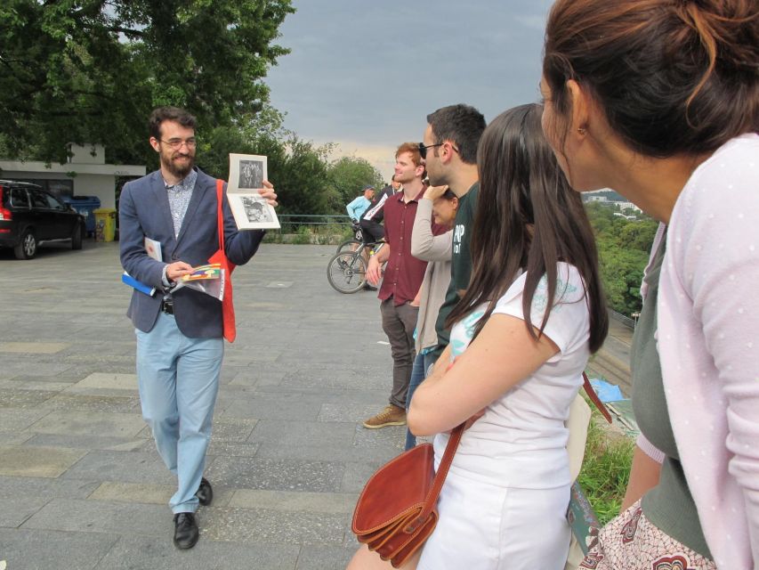 Prague: Private All Inclusive Tour - New Town Prague Quick Hits, Then Shifting Toward the River