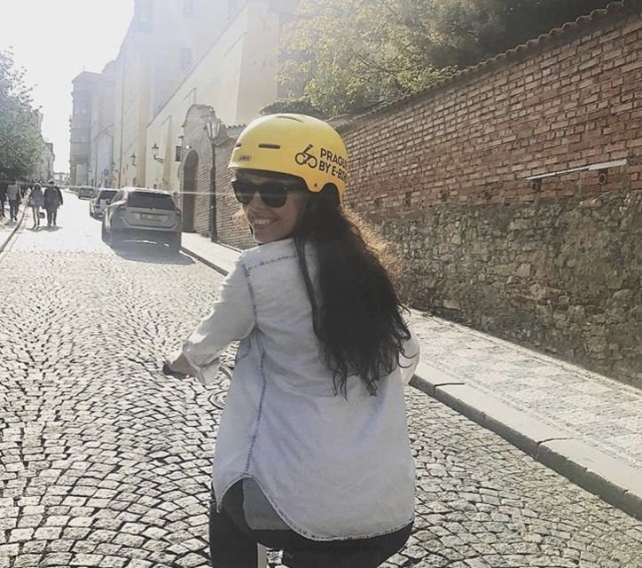 Prague: Private Alternative and Historical e-Bike Tour - Jewish Quarter alleys and the Vltava River for a slower kind of magic