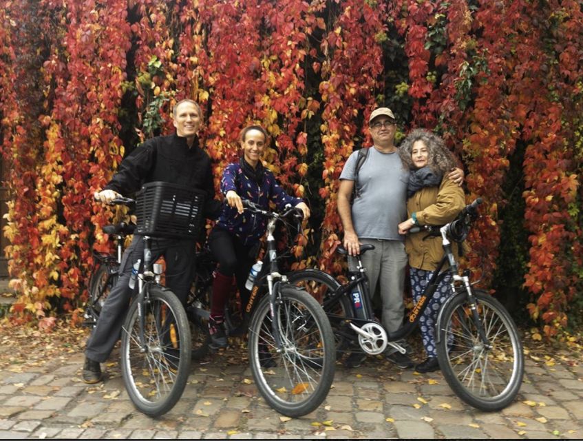 Prague: Private Alternative and Historical e-Bike Tour - The return ride through Lesser Town, with space for your energy
