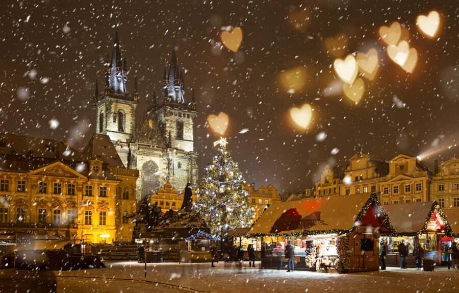 Prague: Private Christmas Markets and Landmarks Tour - Prague 1 pickup, plus help if you’re arriving by train