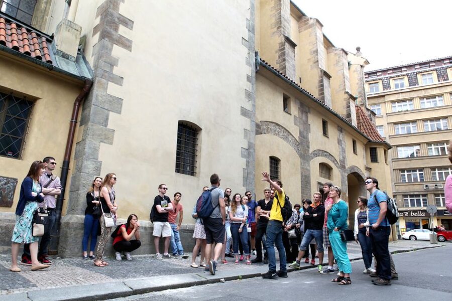 Prague: Private City Walking Tour - 150 minutes on foot: the sweet spot for “see, learn, and keep moving”