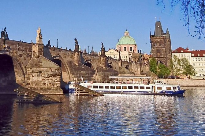 Prague Private Custom Full-Day Tour: Prague Castle and Old Town - Jewish Quarter and Obecni Dum: small stops with big visual payoff