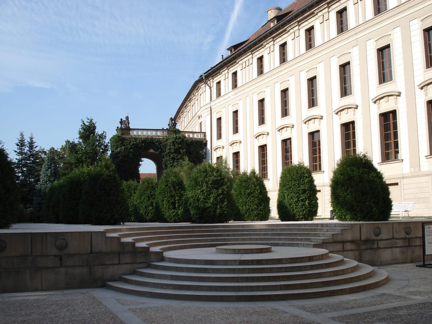 Prague: Private Prague Castle Interior Tour - Courtyards first: how the gate-to-courtyard route helps you orient
