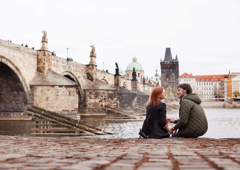 Prague: Private Professional Photoshoot - Photo delivery and editing: what to expect after your shoot