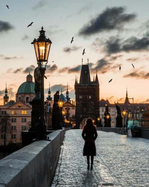 Prague: Private Professional Photoshoot with Edited Photos - Edited photos and the 3-hour delivery: why this beats “wait and see”