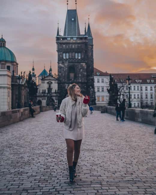 Prague: Private Professional Photoshoot with Edited Photos - Who this Prague photoshoot suits best
