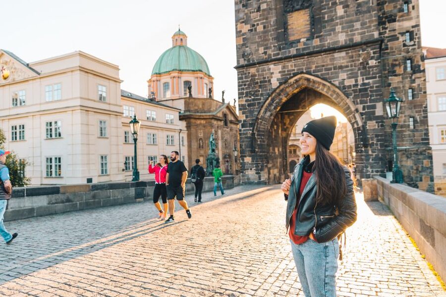Prague: Professional Photoshoot at Charles Bridge - How the 15 to 45 minutes fits real Prague plans
