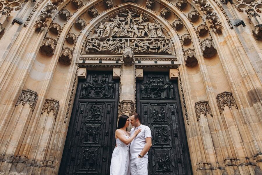 Prague: Professional Photoshoot at Prague Castle - Why Prague Castle photos work so well