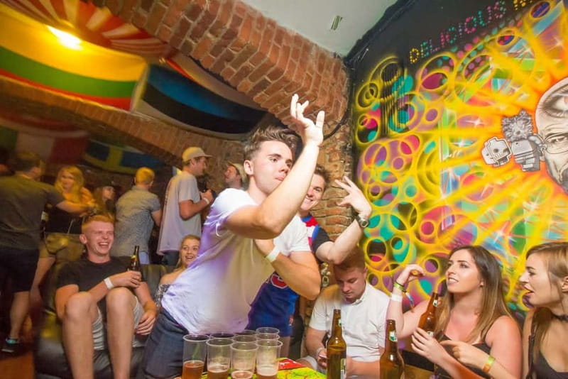 Prague: Pub Crawl with 2-Hour Open Bar at Drunken Monkey - Price and logistics: what you are paying for