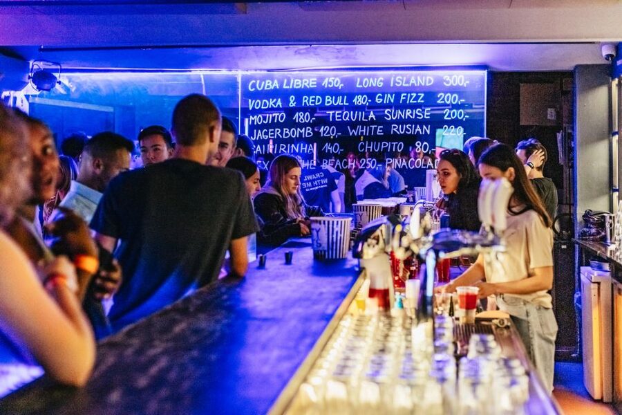 Prague: Pub Crawl with Unlimited Drinks & 5-floor Club Entry - The 3 to 4 bar and club stops: welcome shots and different vibes