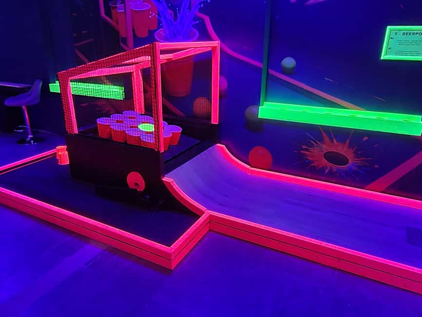 Prague: Punk Minigolf Glow-in-the-Dark Entry Ticket - When to go and how to avoid the wait