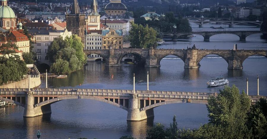 Prague: River Cruise with Transfer to Pier - Key Moments You Should Actually Care About