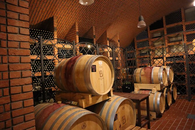 Prague´s Hidden Vineyards Private Tour - Price and value: what $240.66 per person buys in a private Prague setting