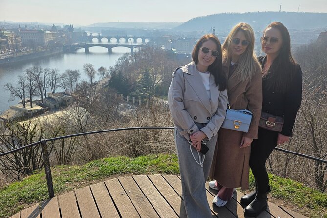 Prague's Highlights & Viewpoints, Sightseeing on Ebike - Four hours that actually feels like a win
