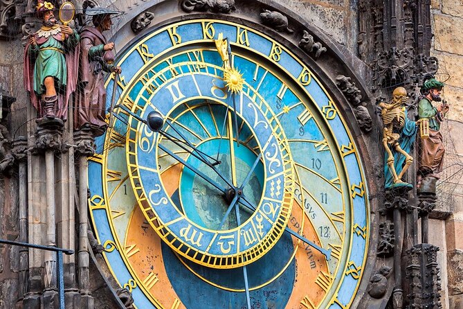 Prague´s Old Town, Jewish Quarter and Charles Bridge Private Tour - Powder Tower (Prasna brana): The Gothic Gate That Still Shapes Arrivals