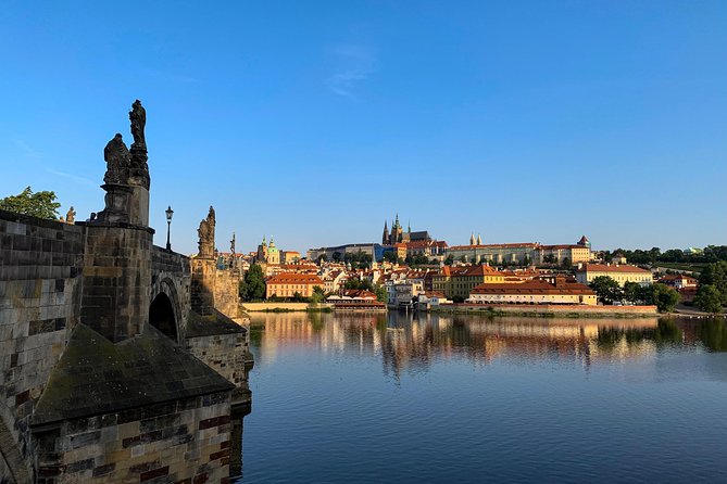 Prague’s TOP Sights - Old Town, Jewish Quarter, Charles Bridge (Tip-based tour) - The Old-New Synagogue and the Golem Legend (Without the Museums)