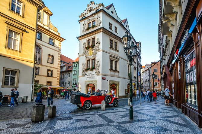 Prague Scavenger Hunt and Highlights Self Guided Audio Tour - The 4.1 km walk, pacing, and how to keep it from getting tedious