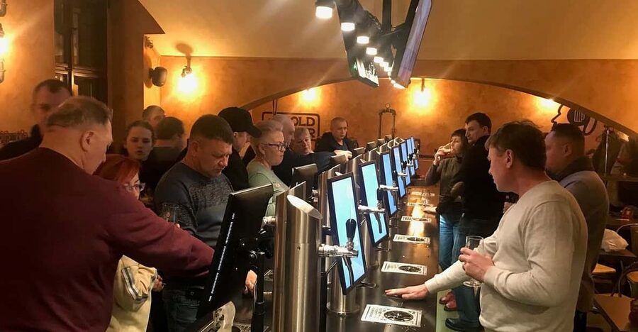 Prague: Self-Pour Czech Beer-Tasting Experience - Self-pour control: tiny tastes, clean glasses, and less pressure
