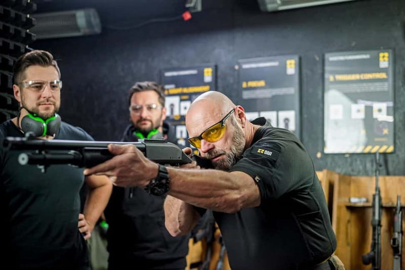 Prague: Shooting Range Experience with up to 10 Guns - Meeting up, gear, and the safety briefing that sets the tone