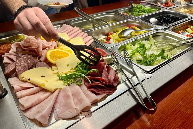 Prague: Sightseeing Boat Cruise with Buffet Dinner - On-Board Audio Guide and Wi-Fi: How to Use It Without Stress