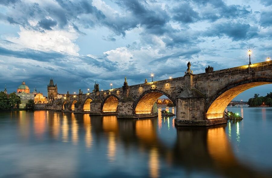 Prague Sightseeing Tour with Lunch - What You Get From a 6-Hour Guided Format