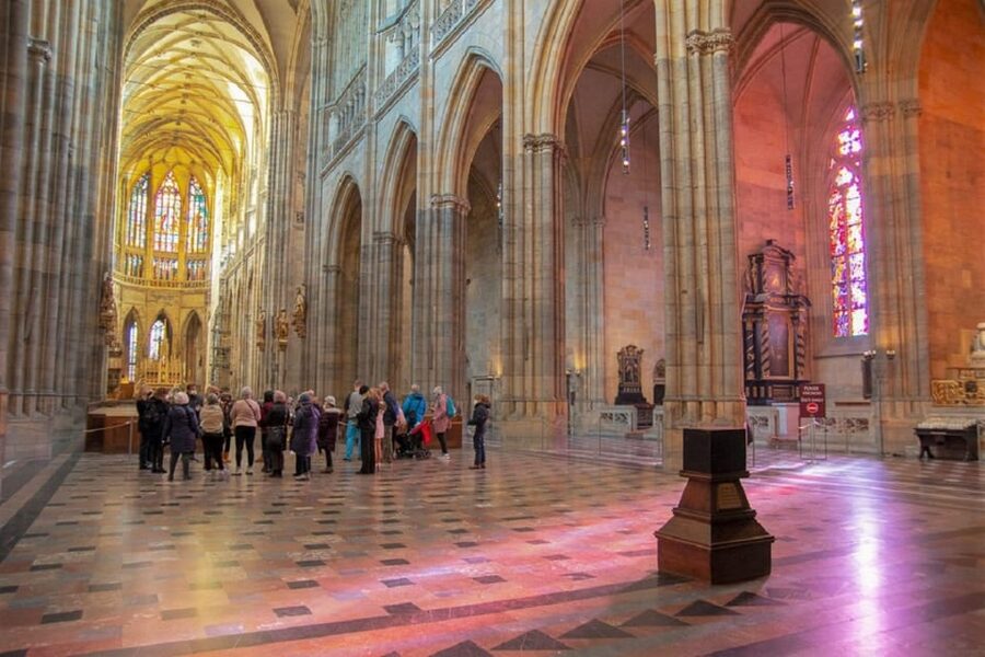 Prague: Skip-the-line Castle Ticket and Optional AudioGuide - St. Vitus Cathedral: where architecture does the talking