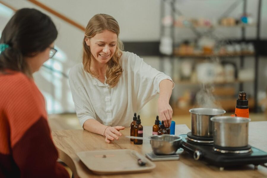 Prague: Soy Candle-Making Workshop - How the 90 Minutes Work, Step by Step