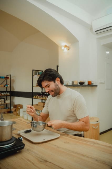 Prague: Soy Candle-Making Workshop - Teaching Style and Languages: Czech, English, Japanese