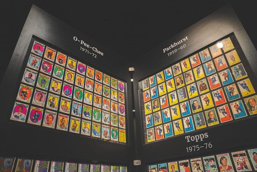Prague: Sports Cards & Artifacts Museum Tickets - Autographed Jerseys: Maradona, Gretzky, Jágr and the Hallmark Moments