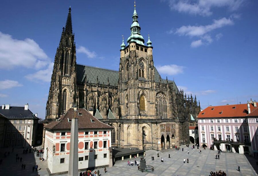 Prague: Stunning Viewpoints, Castle, City & Park Bike Tour - Petrin Park Panoramas: One More View, Then the City Streets