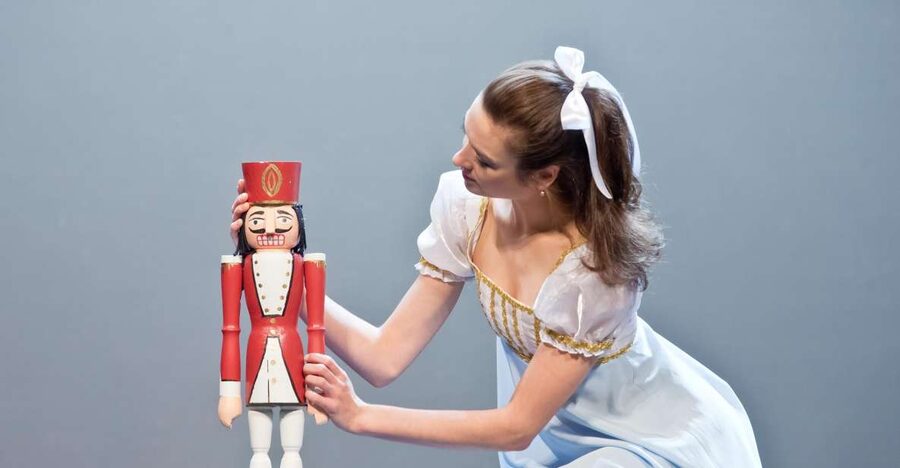 Prague: The Nutcracker Ballet Tickets - Broadway Theatre Prague, and Why This Stage Size Matters