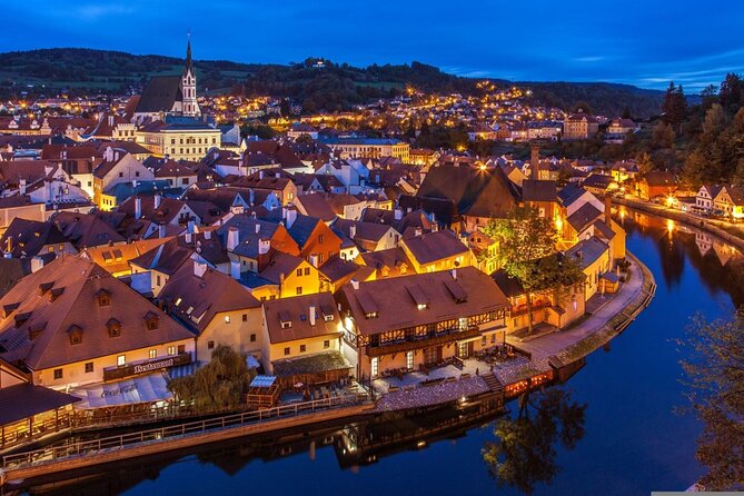 Prague: Tour to Vienna via Cesky Krumlov - The Prague-to-Vienna Drive, Seven Hours That Matter