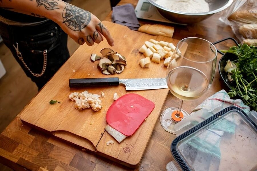 Prague: Traditional Czech Cooking Class with Market Tour - Holešovice Market kickoff: where your Czech menu starts