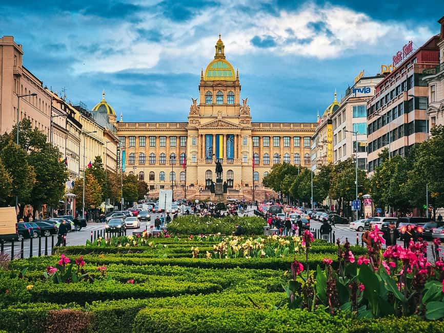 Prague: TV Tower Ticket & Novi Grad Digital Tour - FAQ