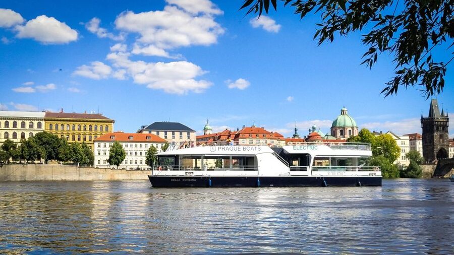 Prague: Vltava River Sightseeing Cruise - Best times to go: morning quiet, sunset glow, and evening city lights