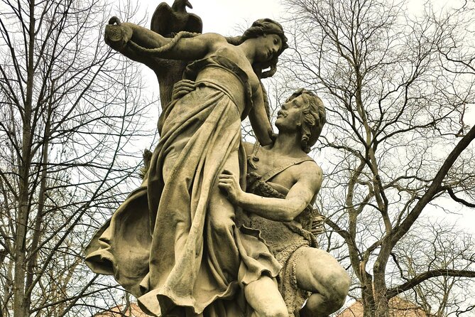 Prague Vyšehrad Audio Guide and St. Peter and Paul Basilica Entry - Pacing it in real time: what 2 to 3 hours feels like