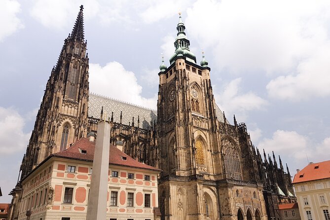 Prague Walking Tour with River Boat Cruise and Lunch - 6 hours - Prague Castle exteriors: big views, but check your must-do list