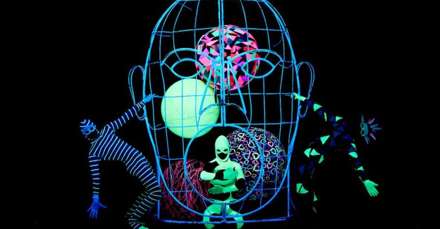 Prague: WOW Show Black Light Theater - Key things to know before you go