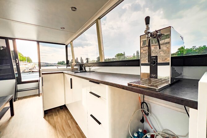 Private 3 Hour Prague Cruise with Unlimited Beer or Prosecco - Practical itinerary flow, what you should plan for
