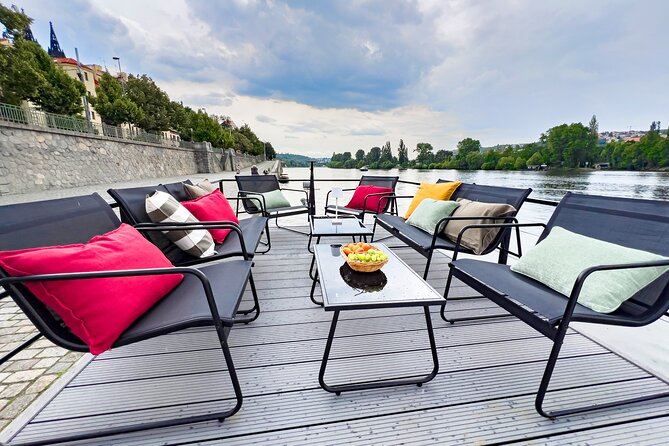 Private 3 Hour Prague Cruise with Unlimited Beer or Prosecco - Who this cruise suits best, and who might want a different style