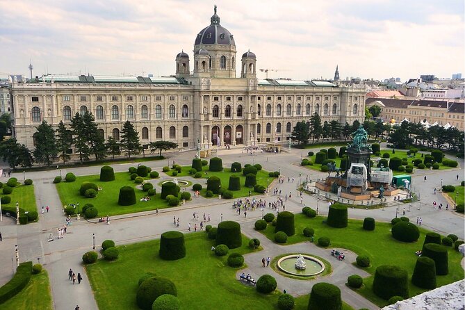 Private Day Tour from Prague to Vienna, English Speaking Driver - Key points before you go