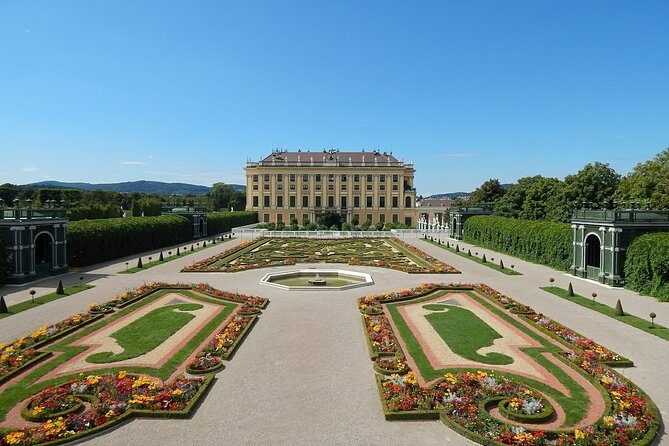 Private Day Tour from Prague to Vienna, English Speaking Driver - Tickets, meals, and how to estimate your true day budget
