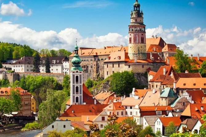 Private Day trip from Prague to Cesky Krumlov via Hluboka Castle - Hluboká Castle and the 1.9 km² Garden Walk