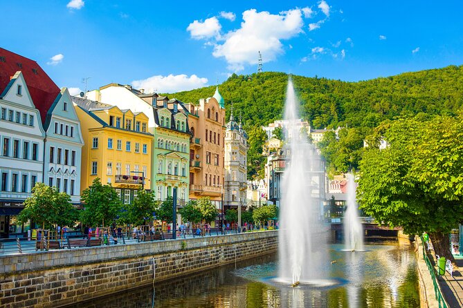 Private Full-Day Tour to Karlovy Vary from Prague All Inclusive - Going Back to Prague With Photos and a Clear Ending