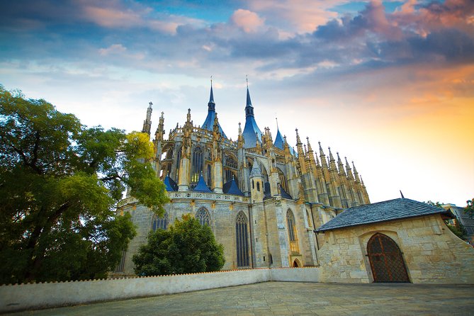 Private Guided Tour Prague to UNESCO Kutna Hora with Transfers - Why Kutná Hora feels like a different world from Prague